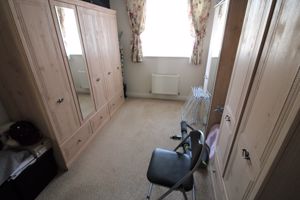 Bedroom- click for photo gallery
